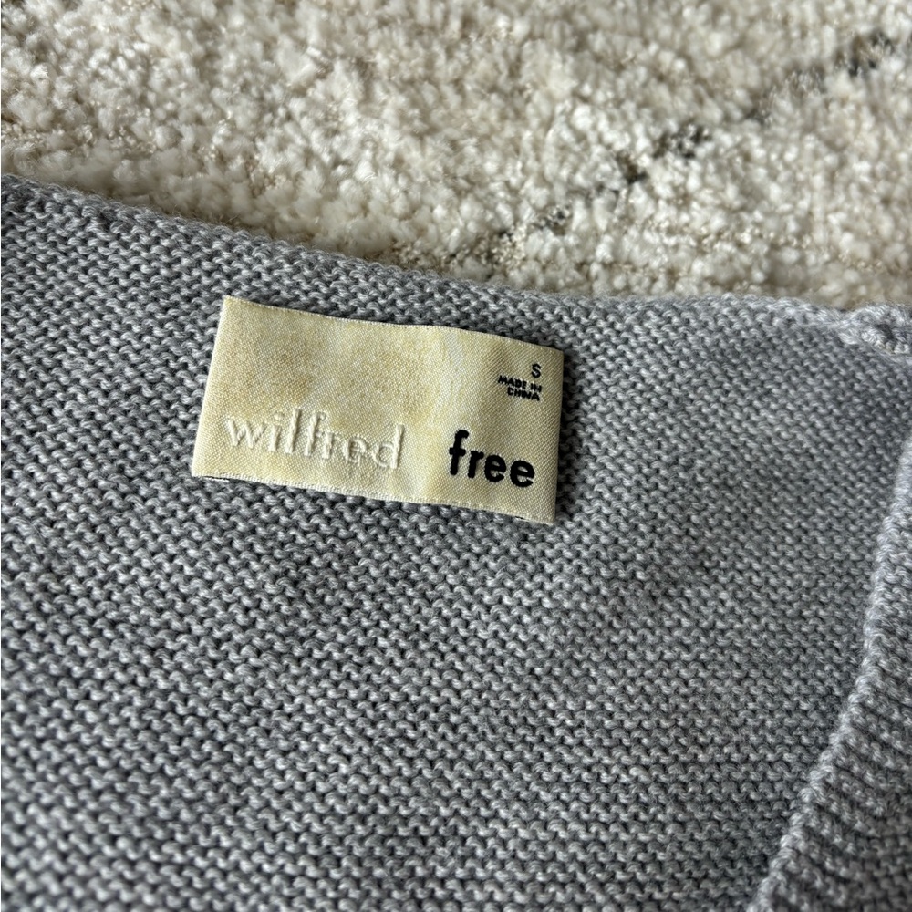 Aritzia Wilfred Free Wolter Sweater Grey Small - Picture 3 of 6